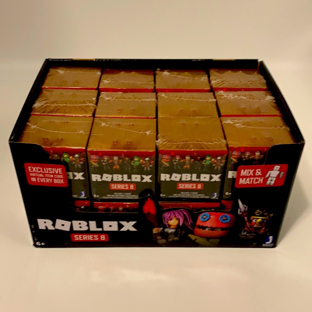 Roblox Action Collection Series 8 Mystery Figures complete display box of 24 new
